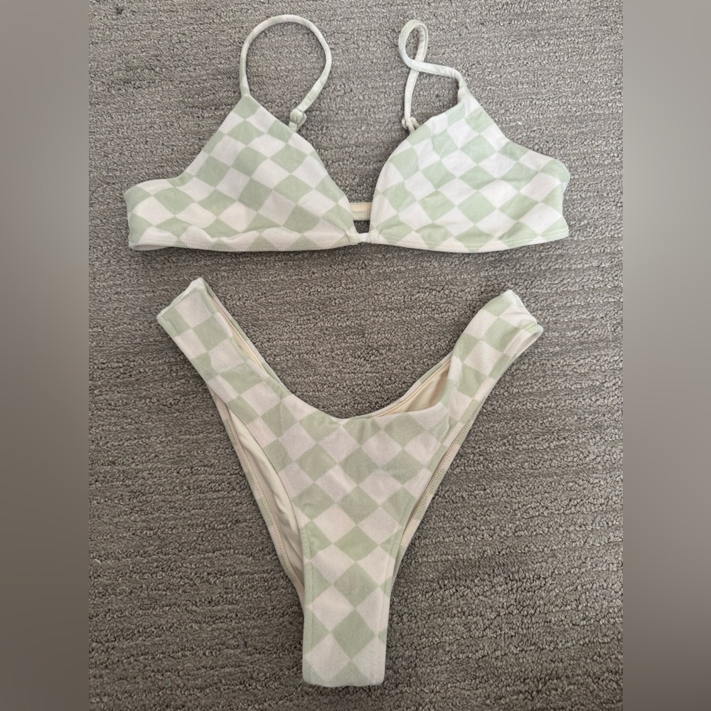 HD Diamond velvet bikini - Picture 3 of 3